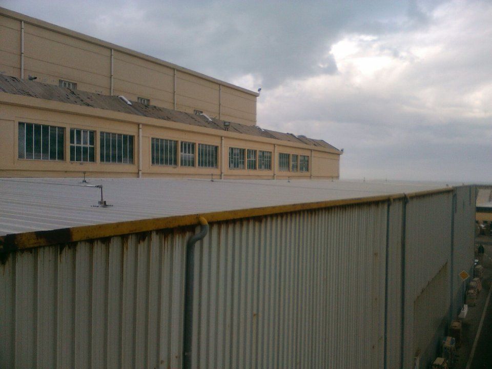 capannone industriale