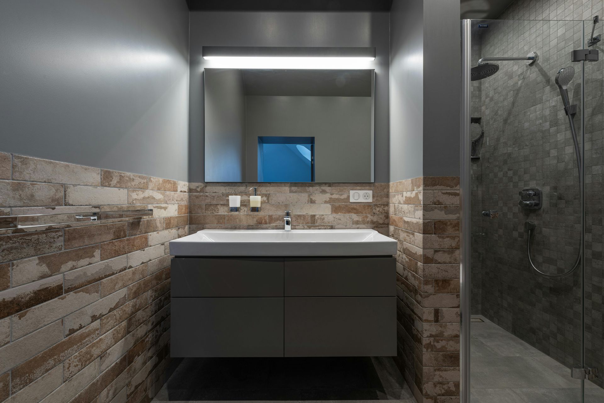 Bathroom vanity styles