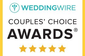 WeddingWire Couples' Choice Awards badge with five gold stars.