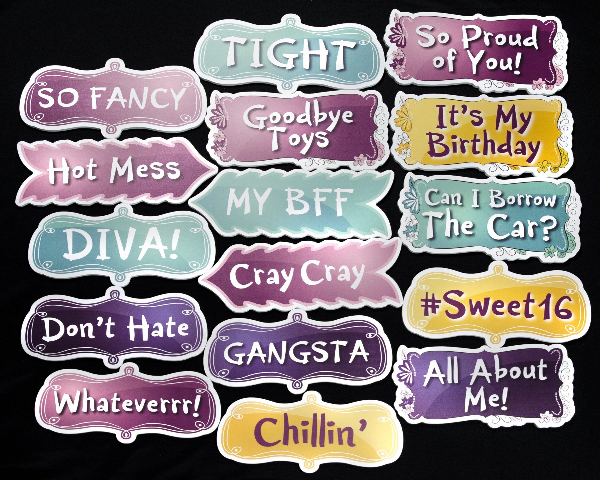 Photo booth props: phrases like 