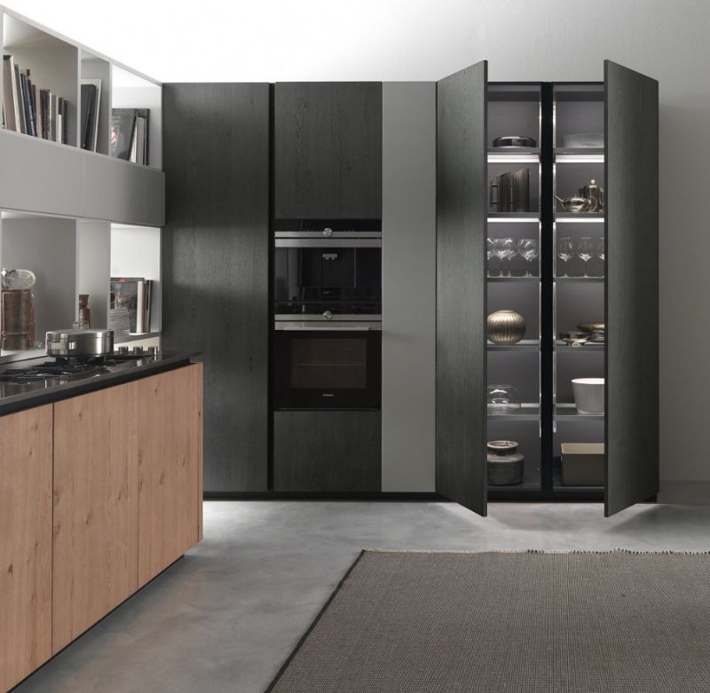 cucina con colonna forno