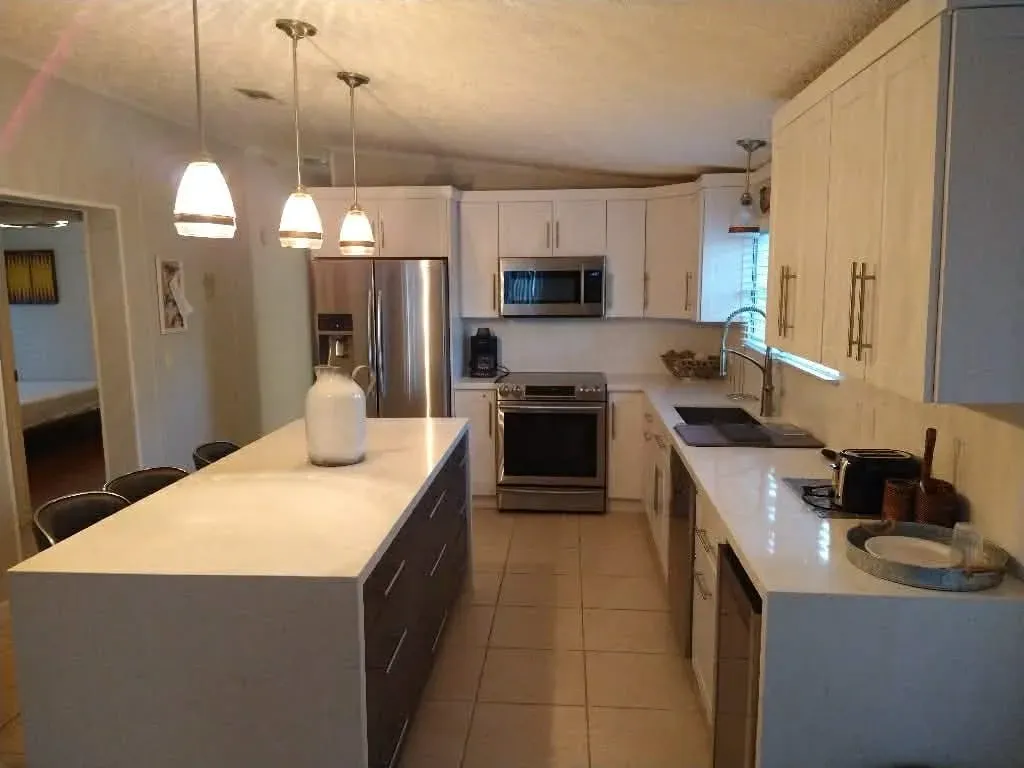 House cleaning experts from Maid in Paradise in Key Largo