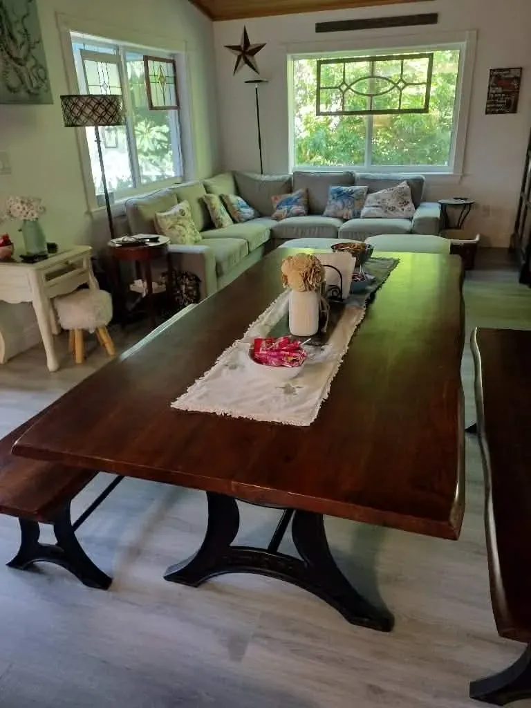 Maid in Paradise deep cleaning a family home in Key Largo