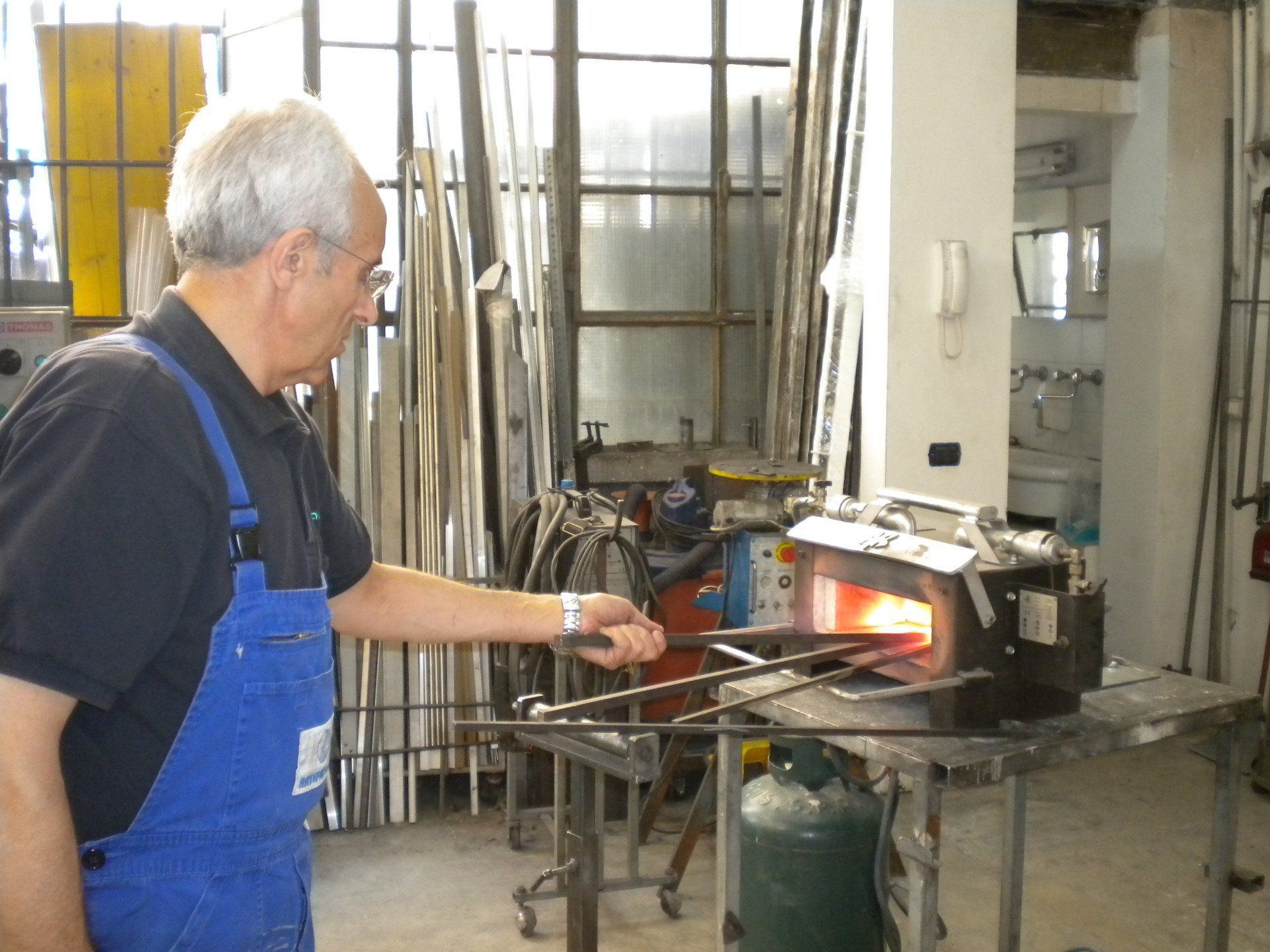 fasi fucinatura artefer milano