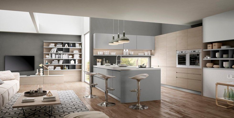 Cucina con sgabelli