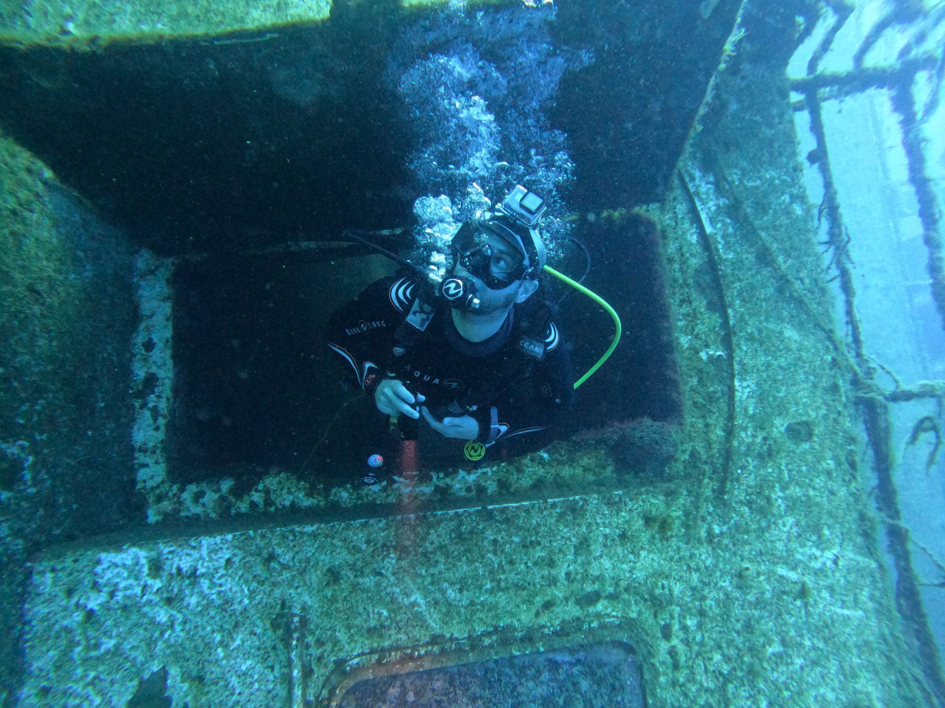 Wreck Diver