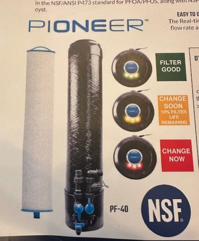Pioneer PF-40 water filter with cartridge illustration and NSF certification badge, showing filter status icons.
