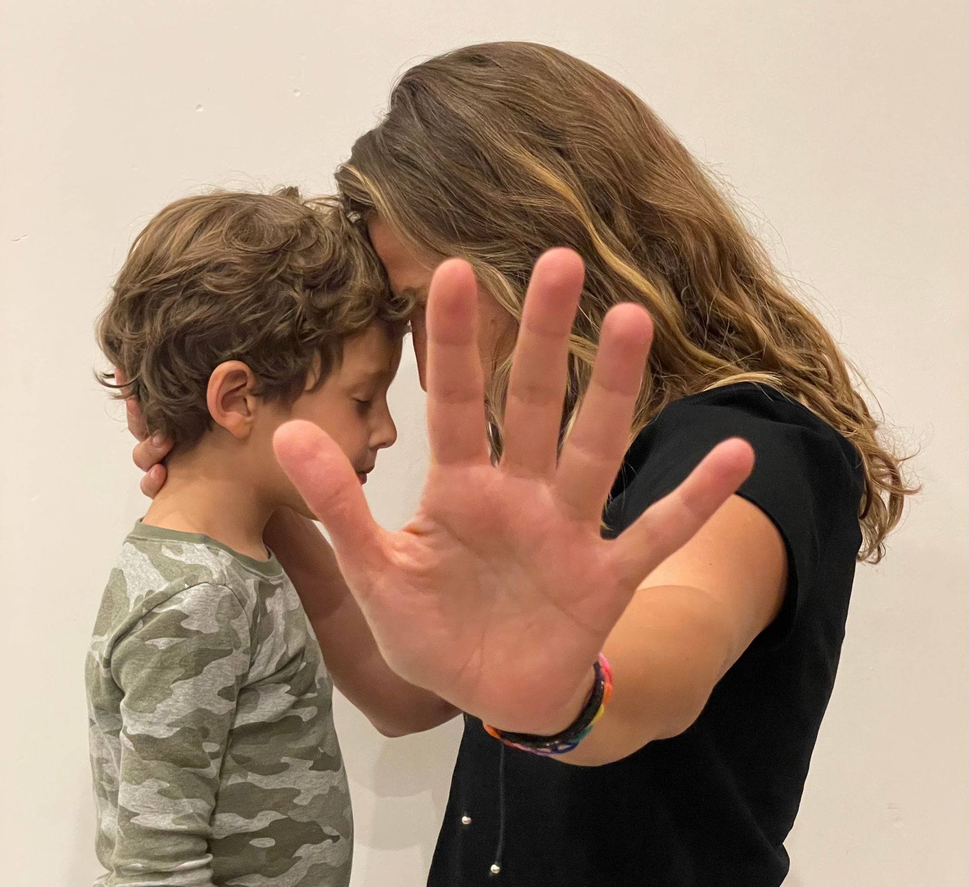 Mi voz por ellos es una campaña en redes sociales que busca sensibilizar e informar sobre abuso sexual infantil