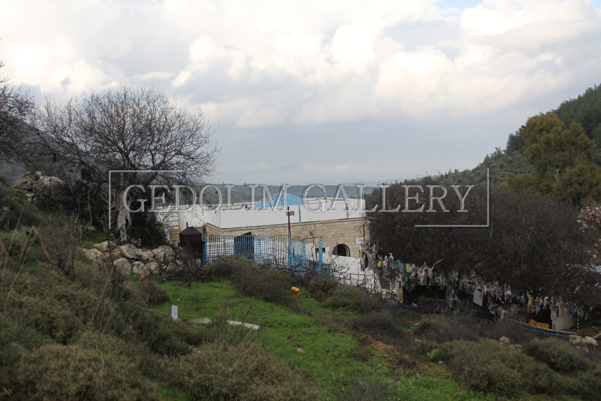 A picture of a landscape with the word gallery on it