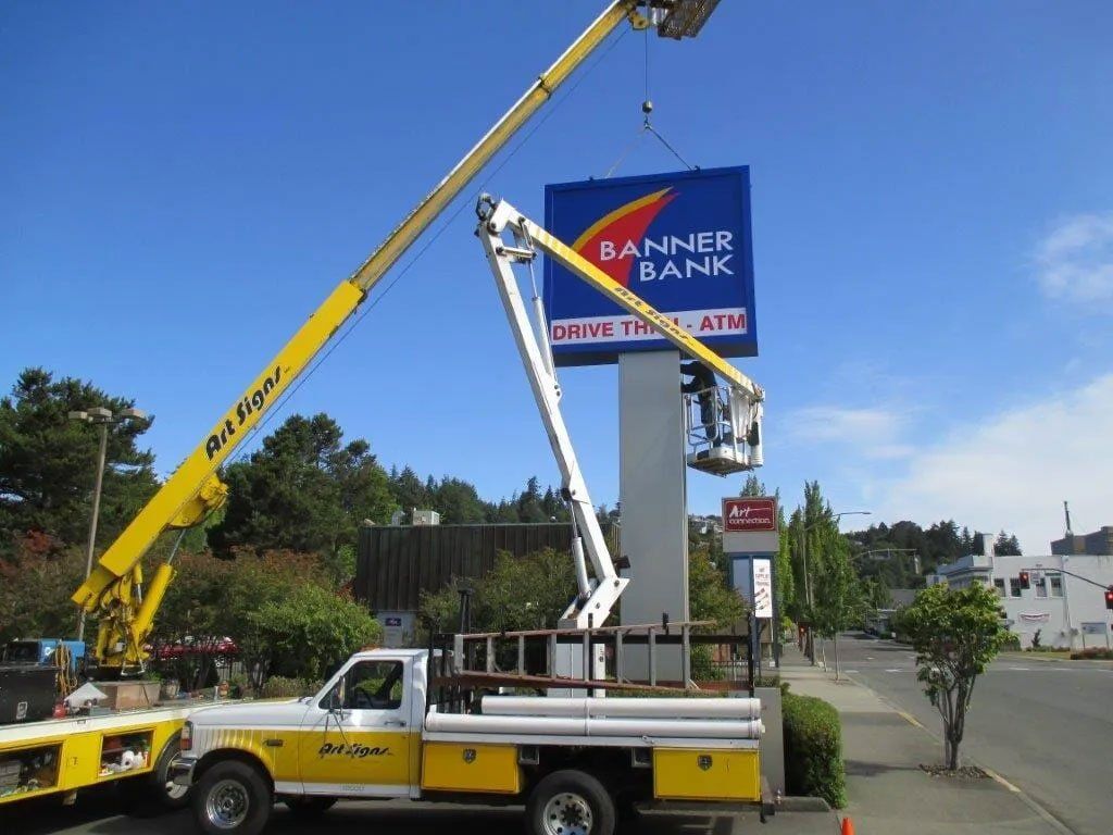 Banner Bank — Coos Bay, OR — Art Signs, Inc.