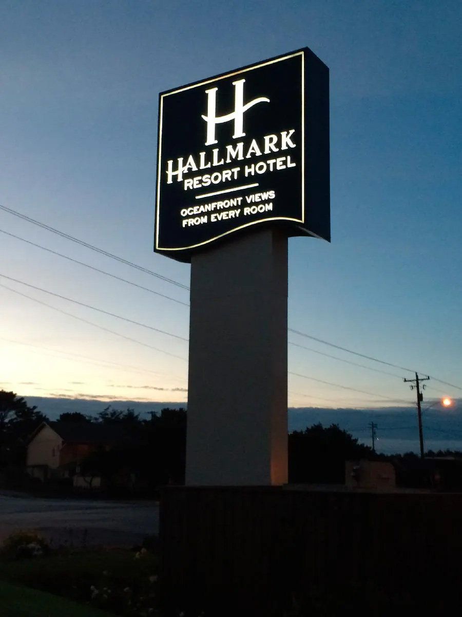 Hallmark Resort Hotel — Coos Bay, OR — Art Signs, Inc.