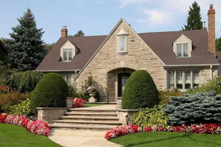 Home With Beautiful Surrounding Architecture And Garden