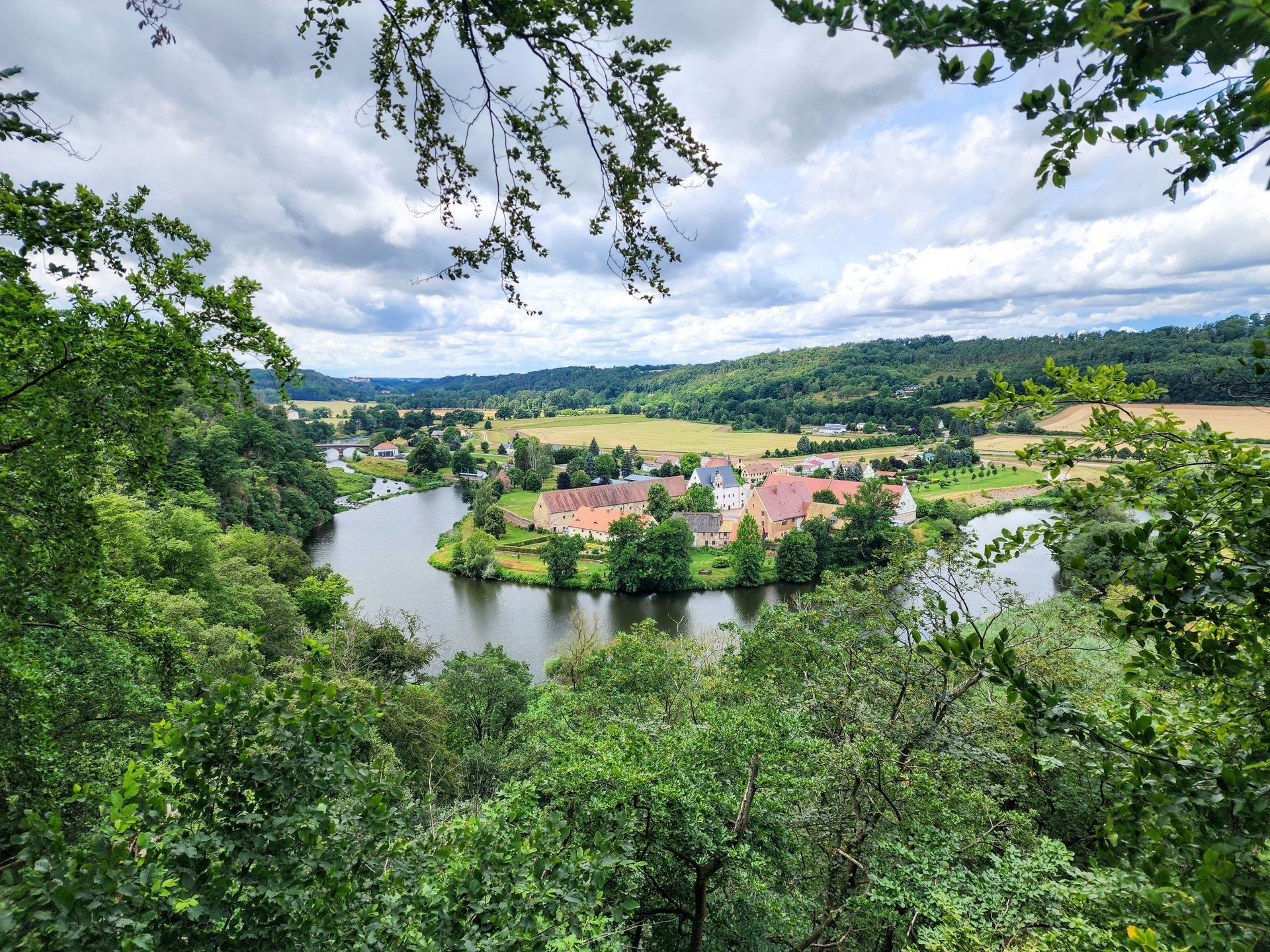 Blick auf Klosterbuch und Freiberger Mulde