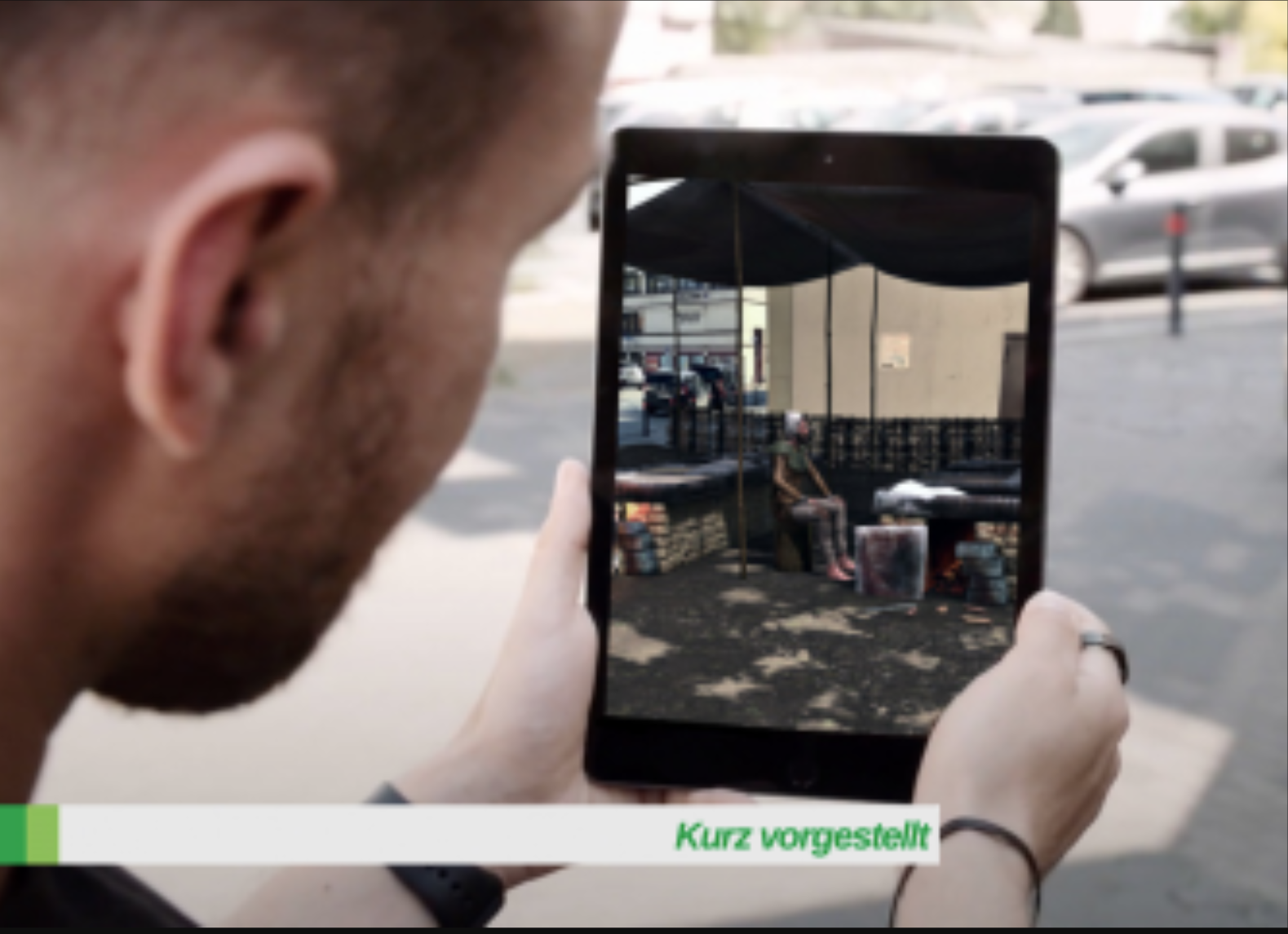 Über ein Tablet wird die Augmented Reality sichtbar 