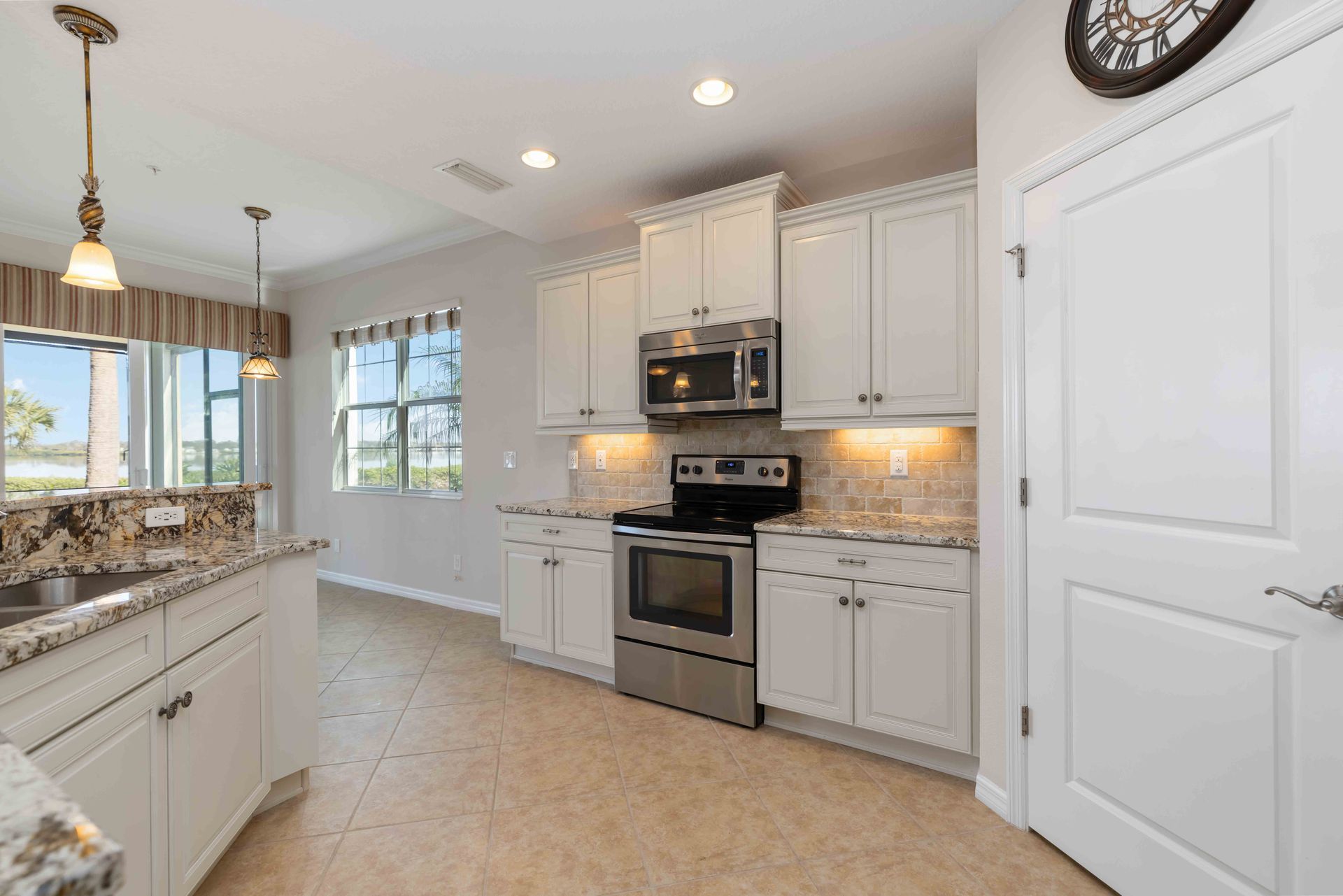1264 Riverscape St. Bradenton, FL. Riverfront Condo in Tidewater Preserve