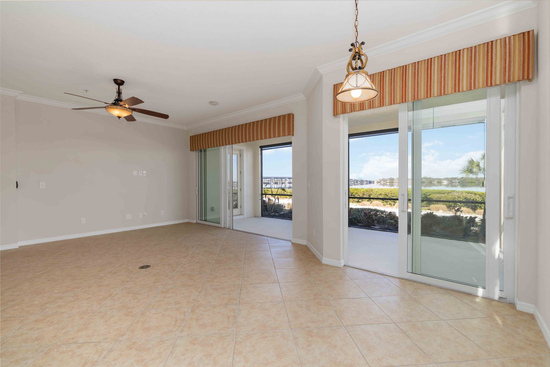 1264 Riverscape St. Bradenton, FL. Riverfront Condo in Tidewater Preserve