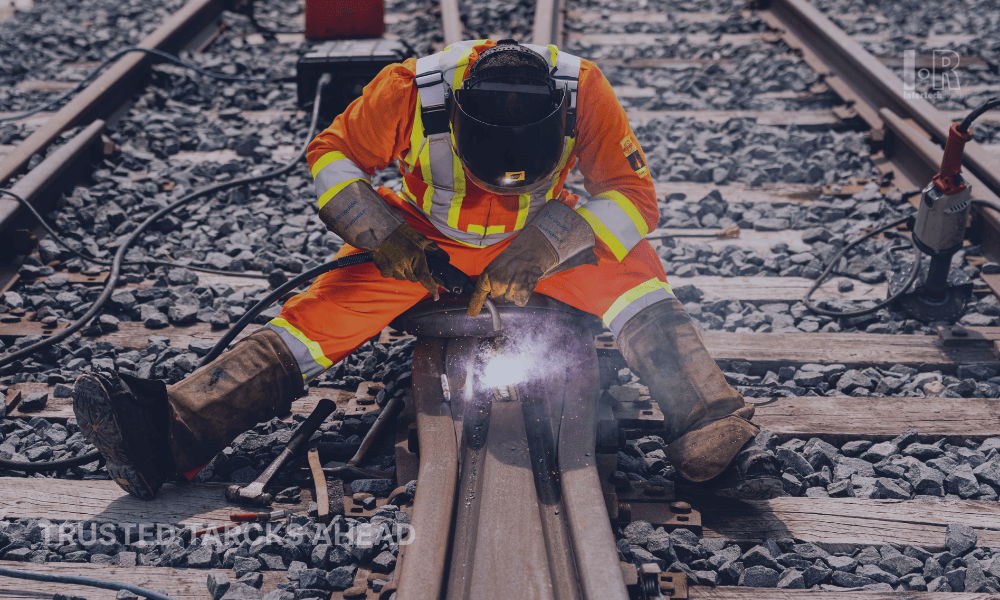 Railway welding technology - advanced techniques for track construction