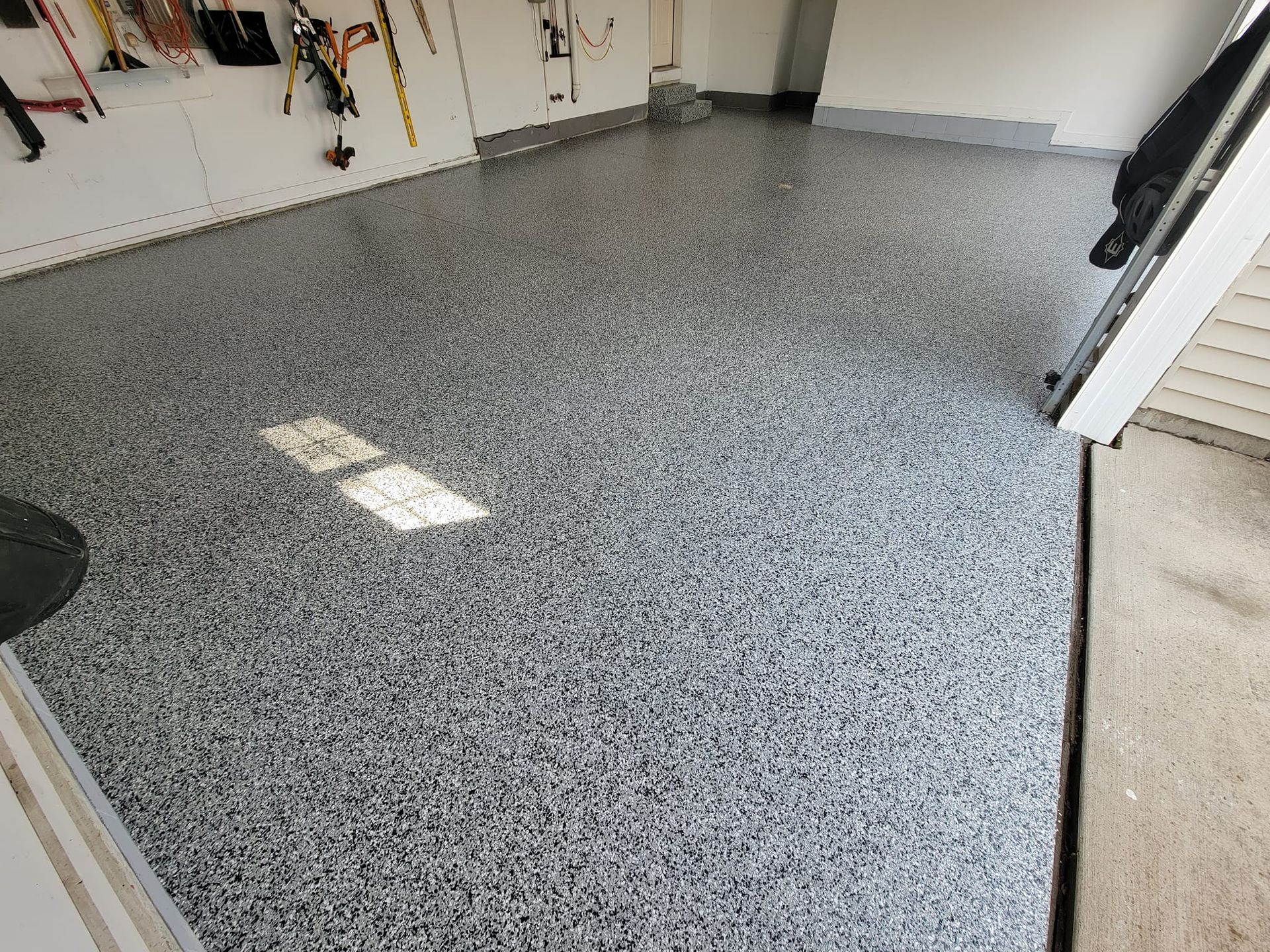 Epoxy Garage Floor Coating Contractor in Rochester, MN MidWest