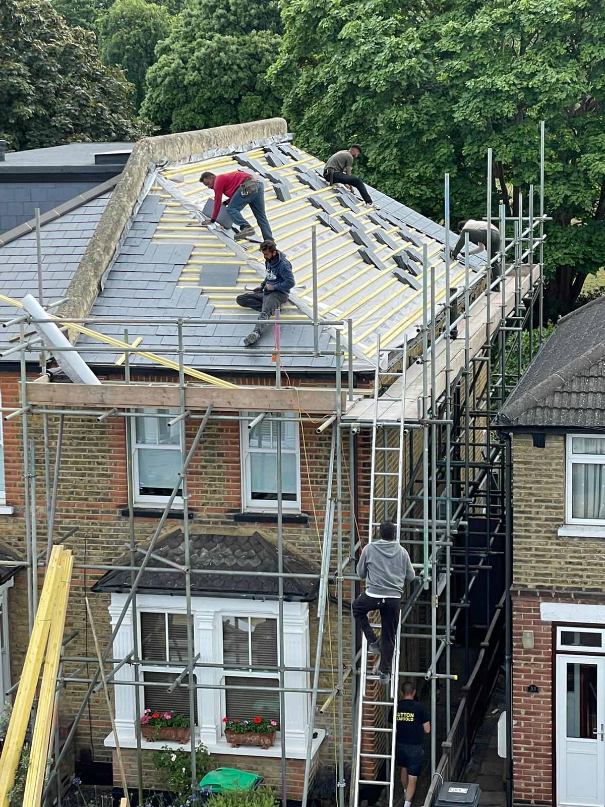 Roofing contractors Wimbledon SW19 and Roofers Raynes Park SW20
