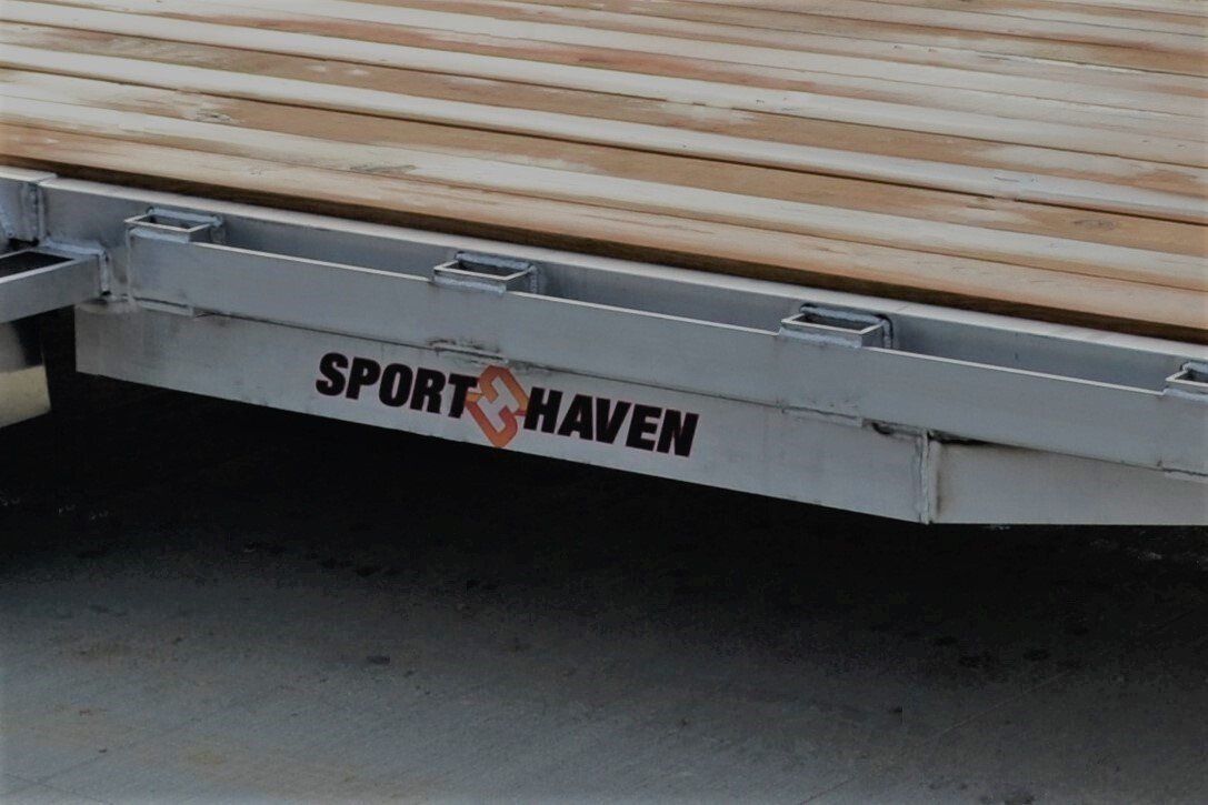aluminum trailer with stake pockets with rub rail