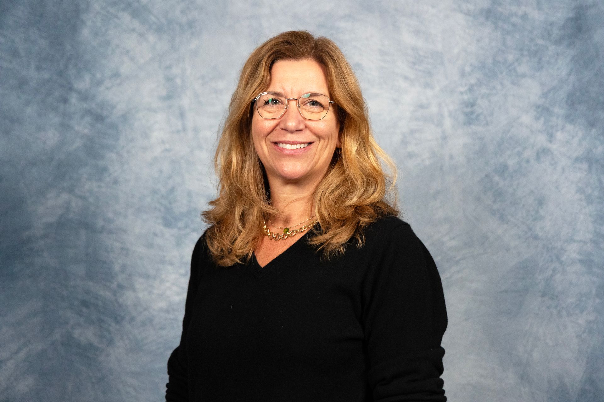 Dr. Tracie Omohundro