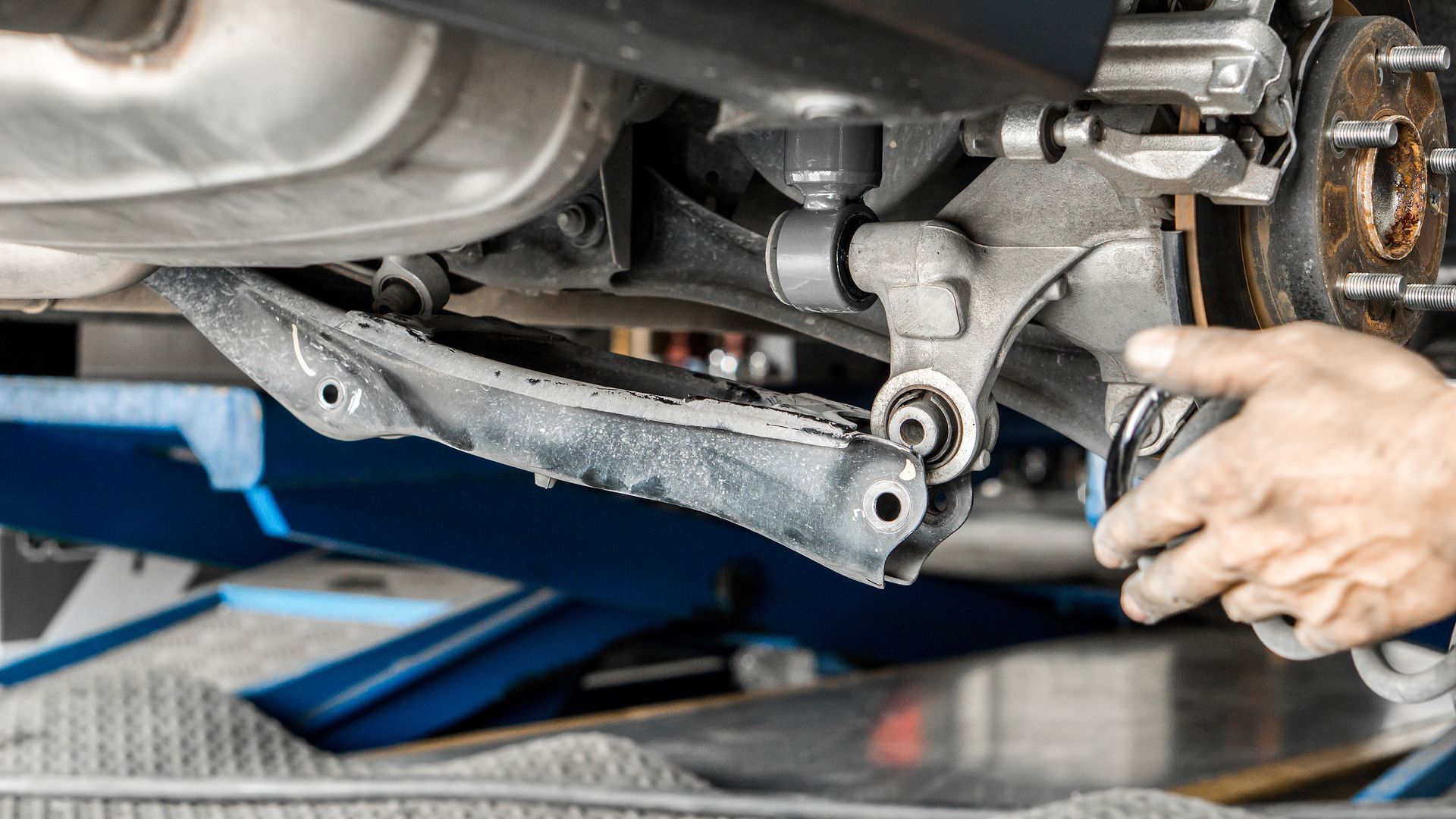 What are Suspension Control Arms? Understanding Your Vehicle's Suspension
