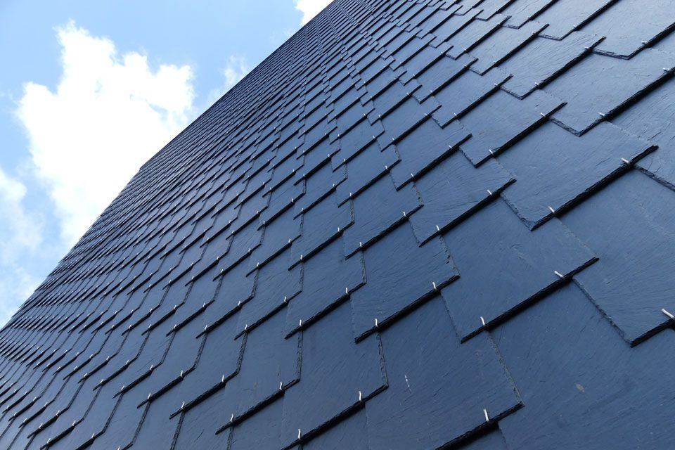 Fassadenbauer – Fassade aus Schiefer