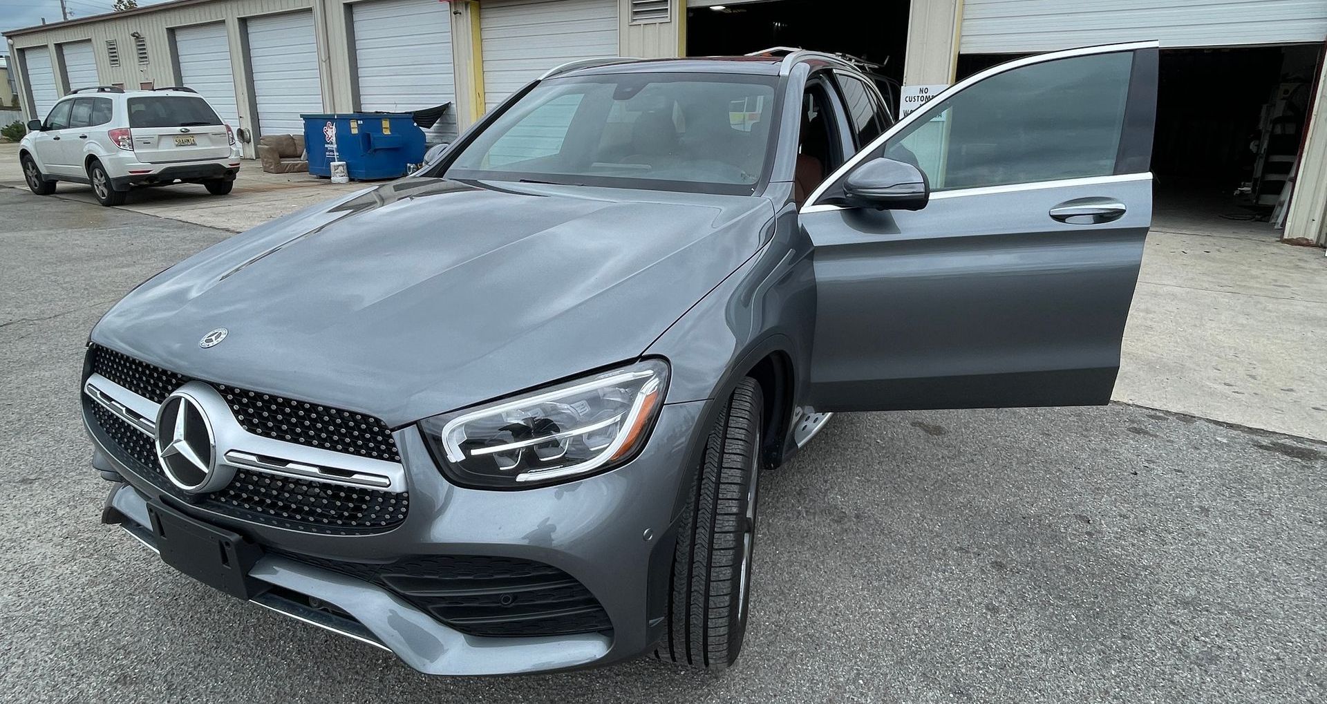 Car window replacement in Birmingham, AL Car window replacement in Birmingham, AL
