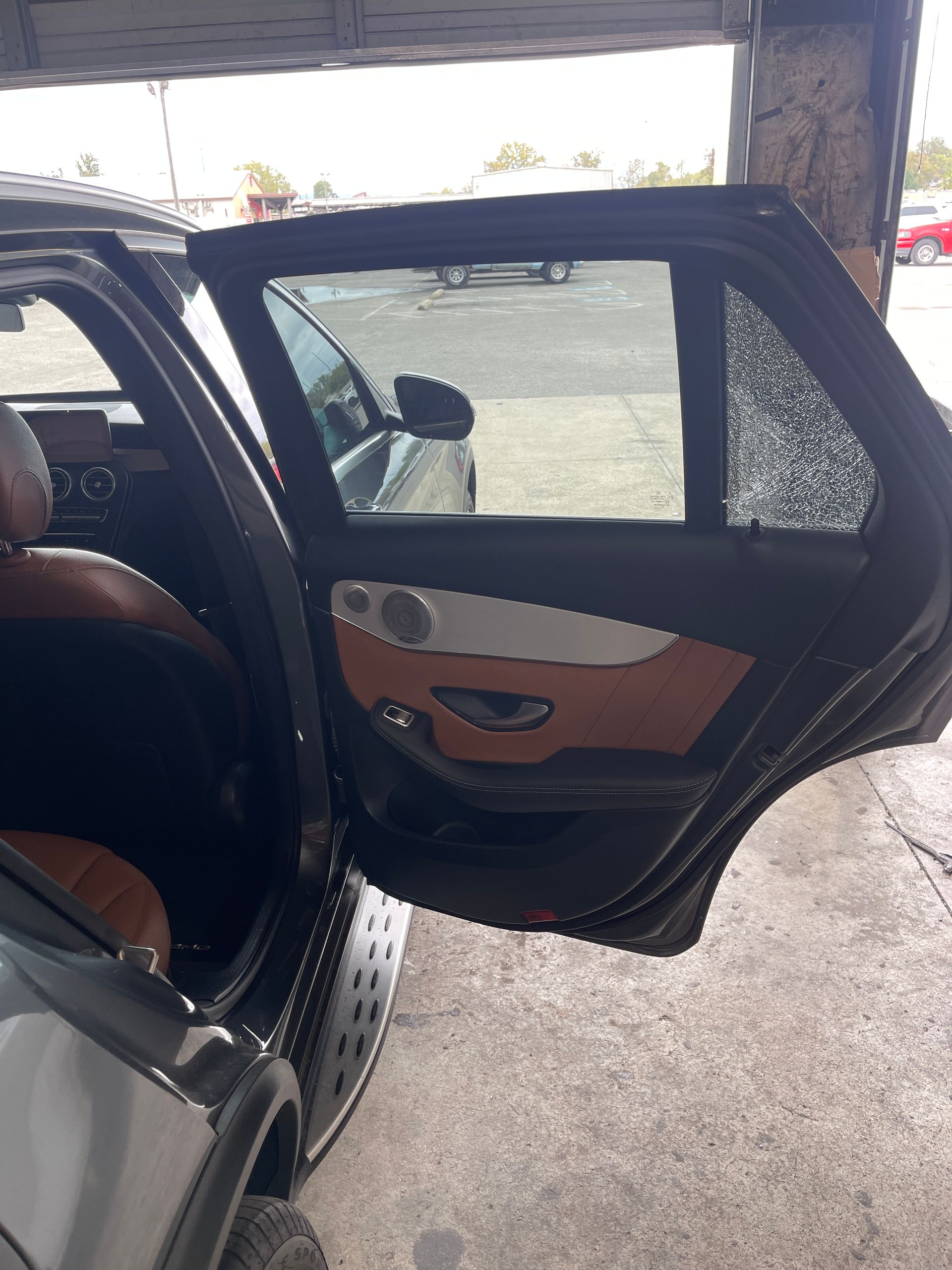 Auto Glass Replacement in Birmingham, AL