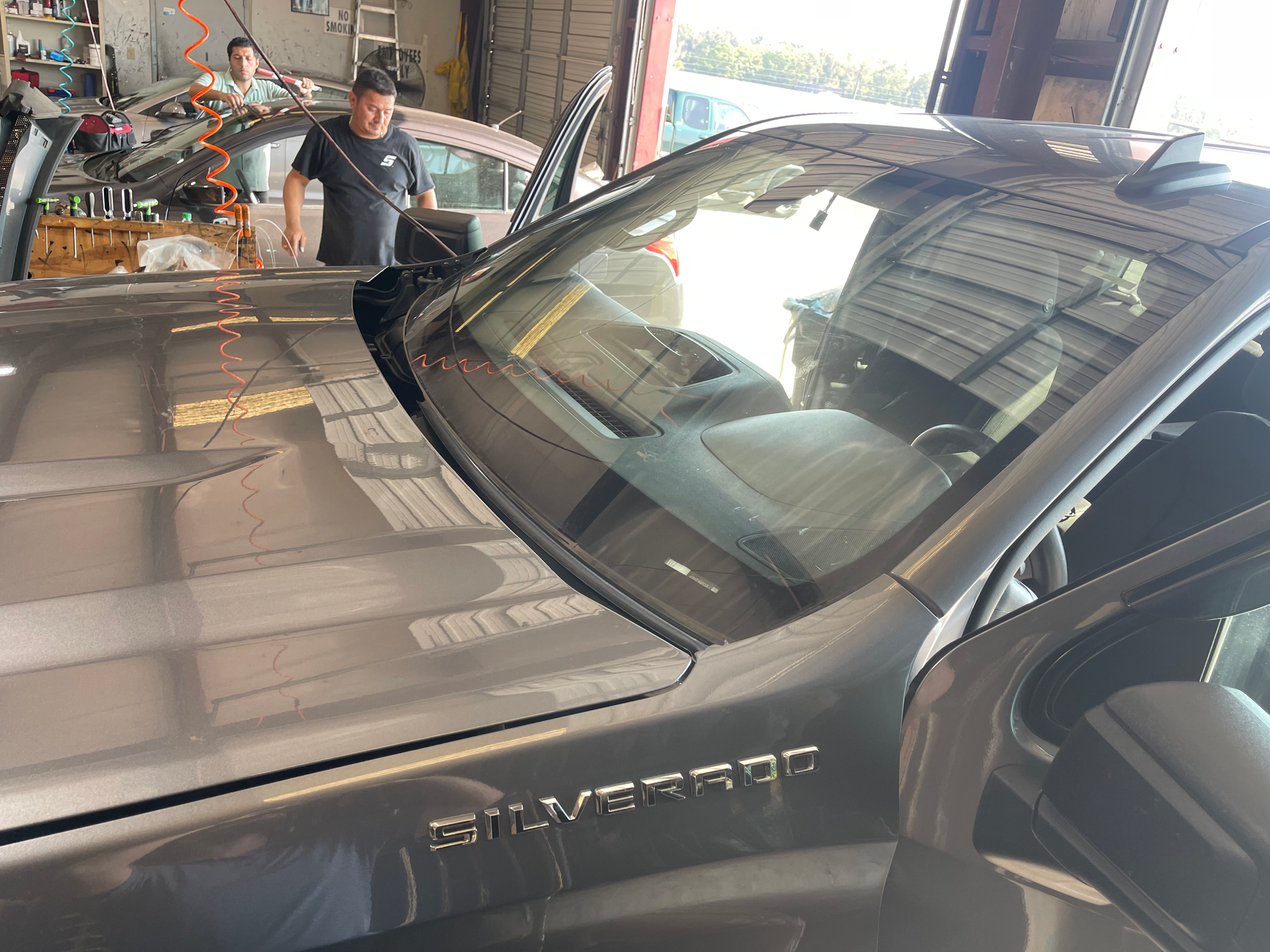 Windshield repair in Hoover, AL