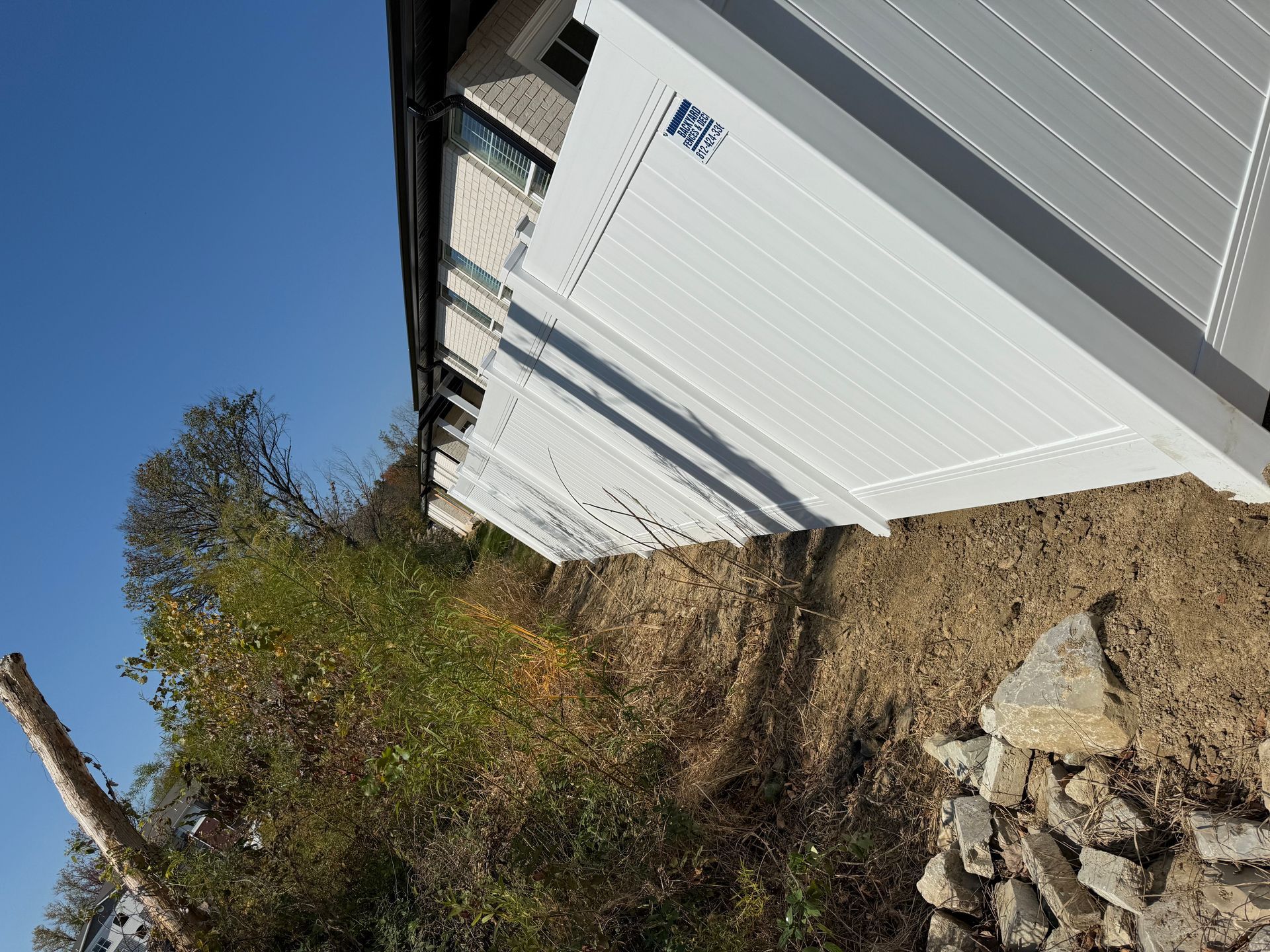 vinyl fencing