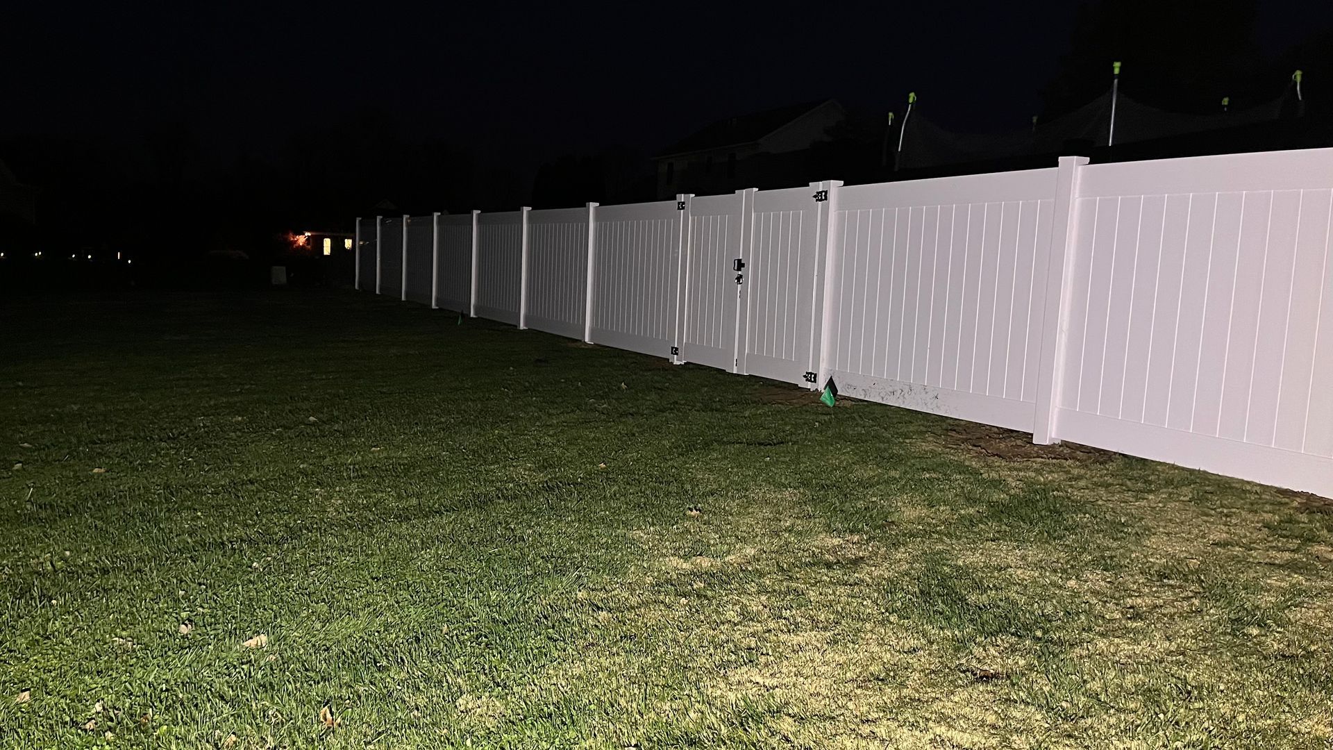 vinyl fencing