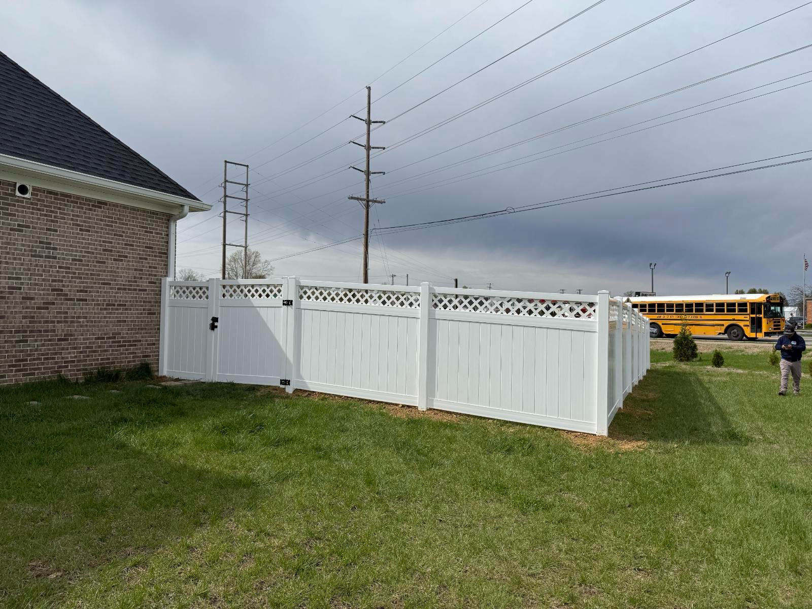 vinyl fencing