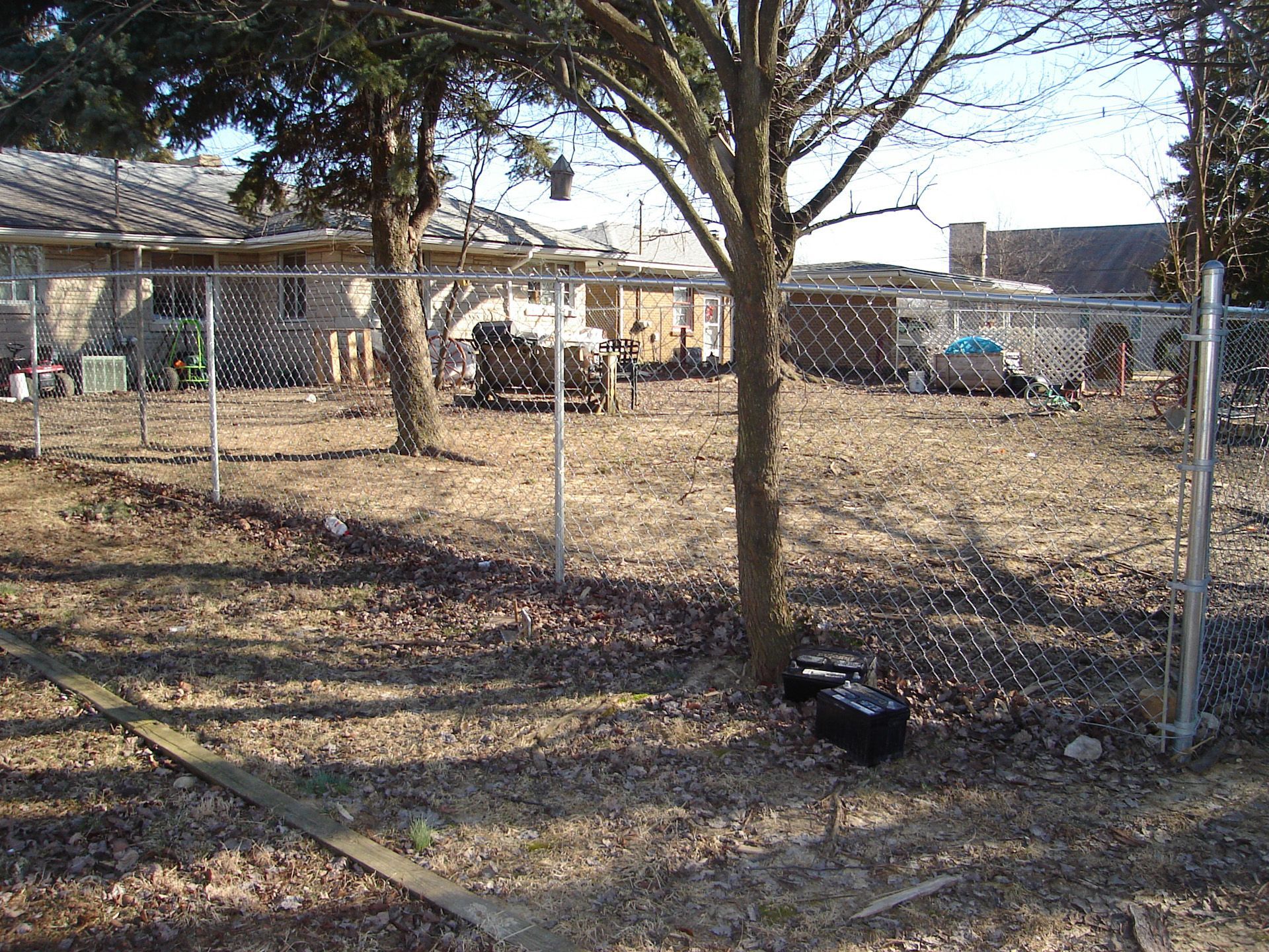chain link fencing