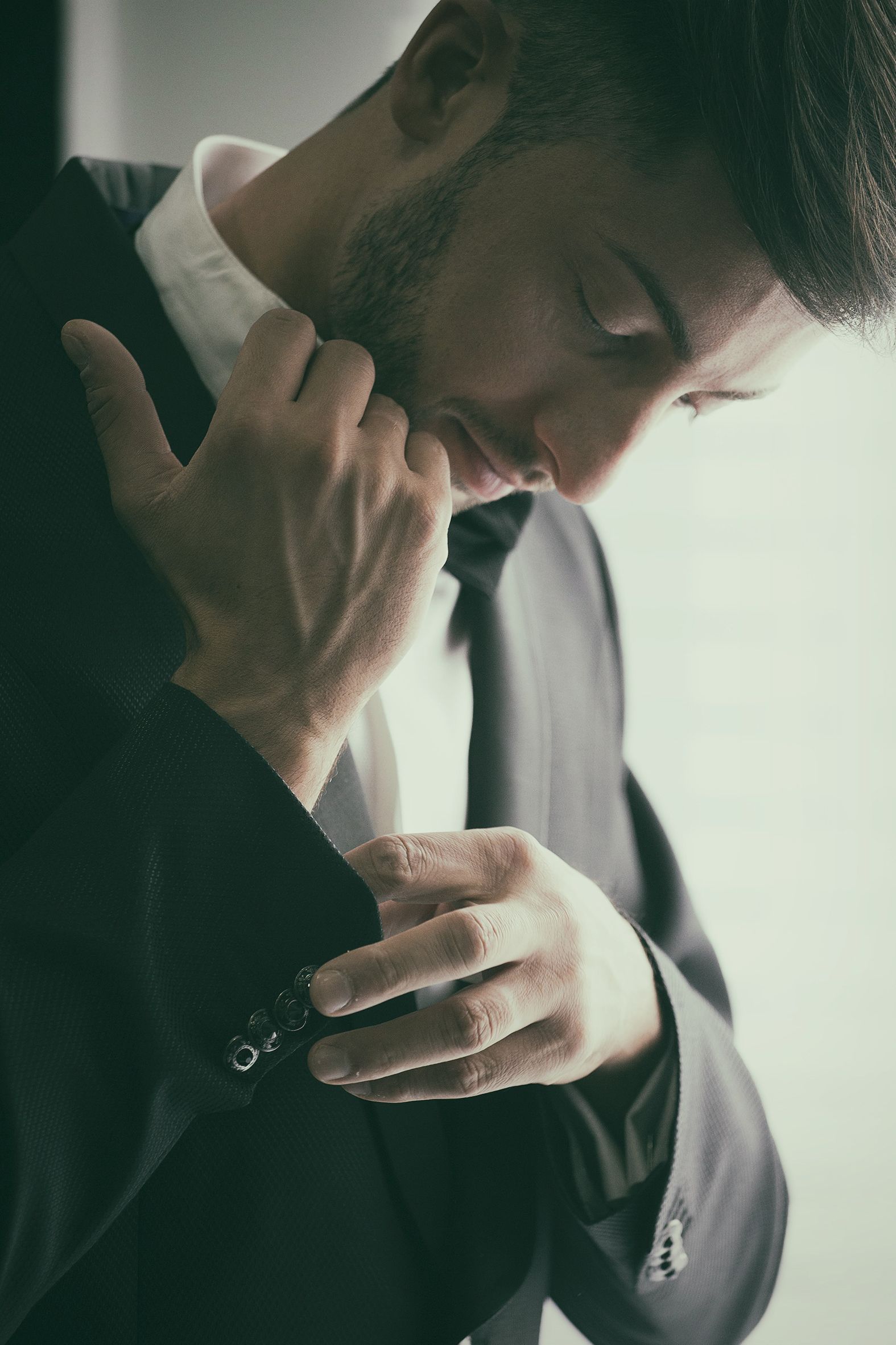 dettaglio sposo