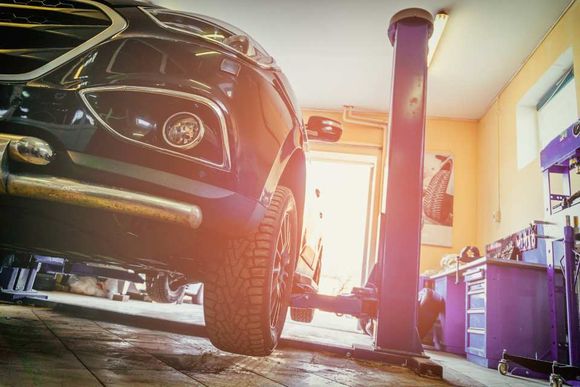 Call being lifted on hydraulics