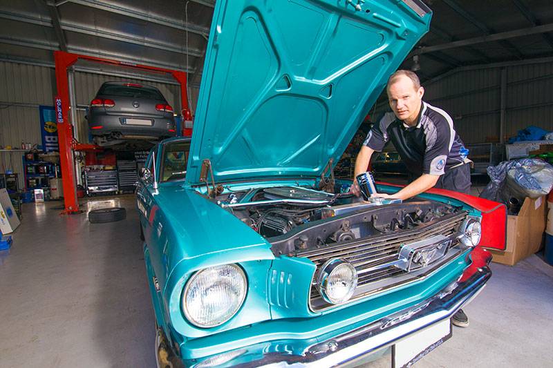Mechanic repairing a car