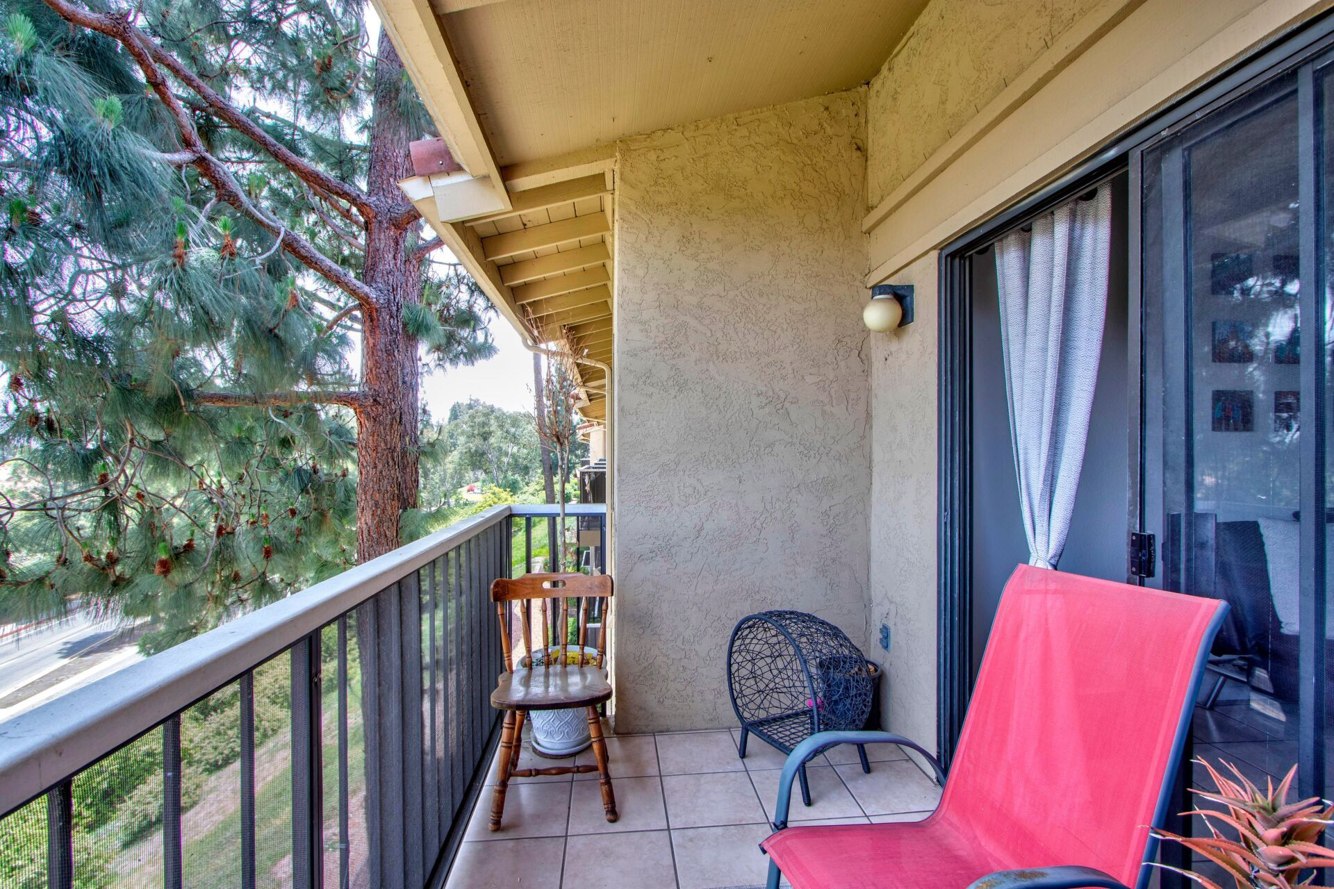 Bernardo Greens balcony