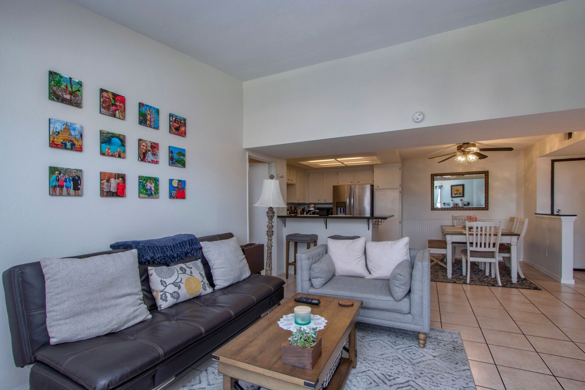 Bernardo Greens living room
