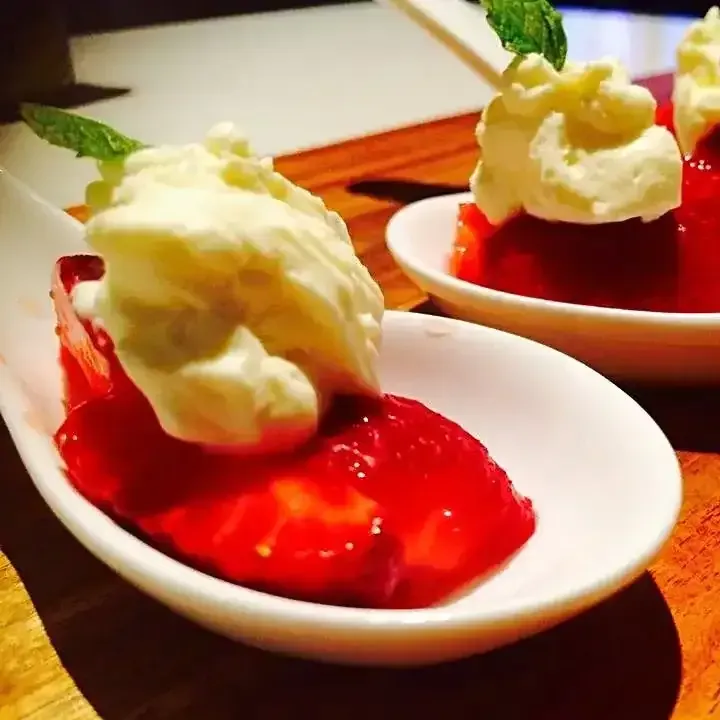 dessert catering