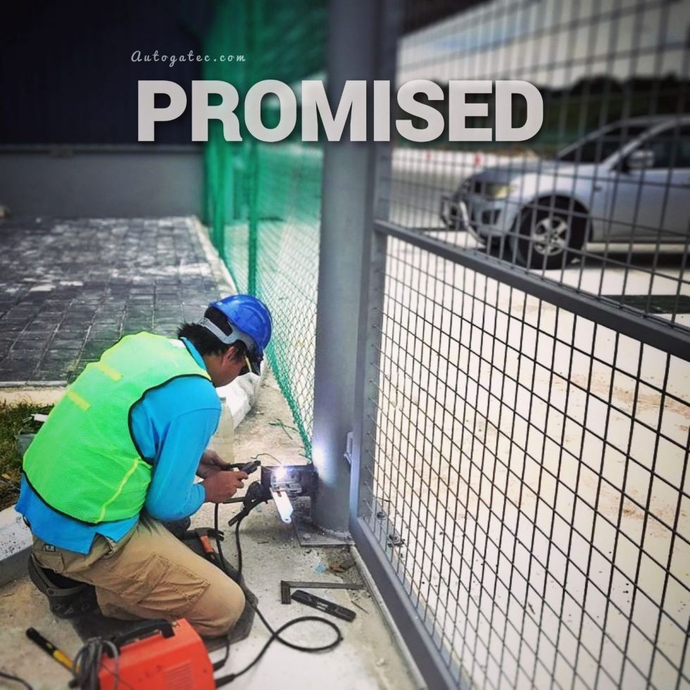 Autogate experts welding during repair