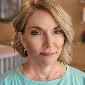 Dr. Melanie Peterson