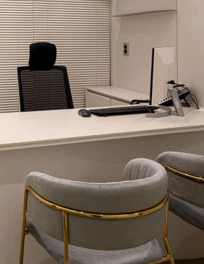 Consultation desk