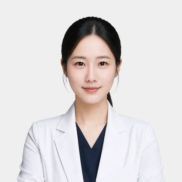 Dr. Yookyeong Sim, Director of YAAN Clinic, Gangnam, Seoul