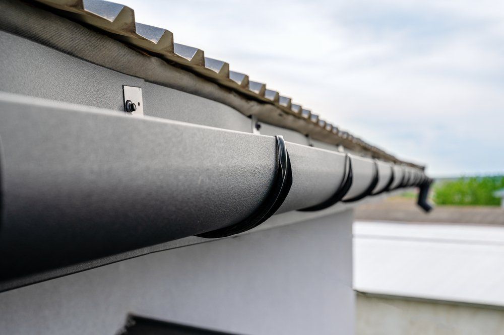Roof Gutter - Plumber in East Tamworth, NSW