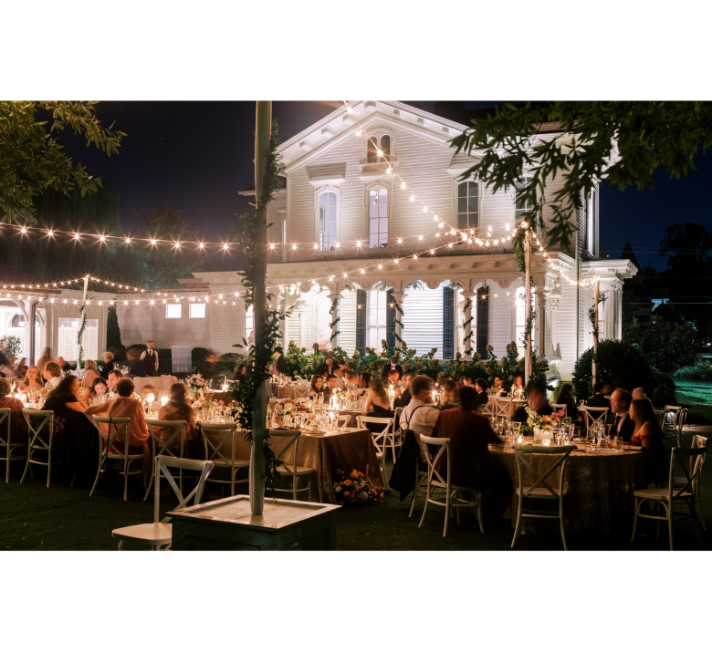 outdoor wedding reception in Downtown Raleigh