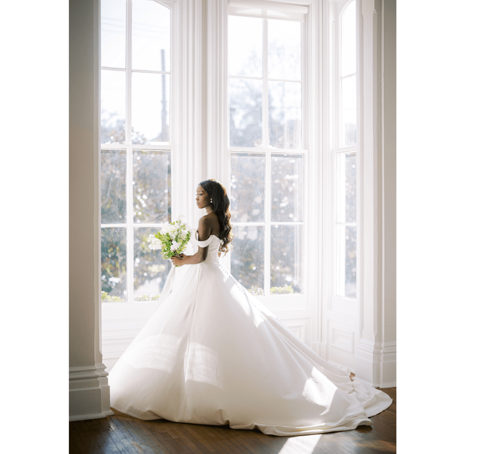 wedding portraits at southern wedding venue in raleigh North Carolina