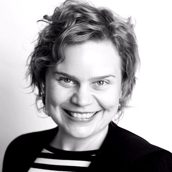 Headshot of Elizabeth Borges.