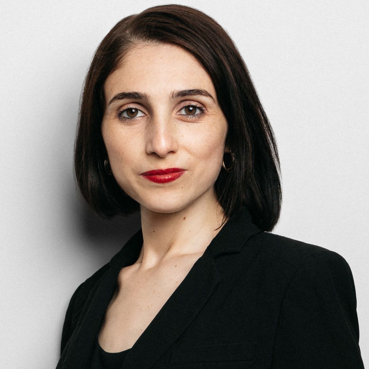 Headshot of Elizabeth Yazgi