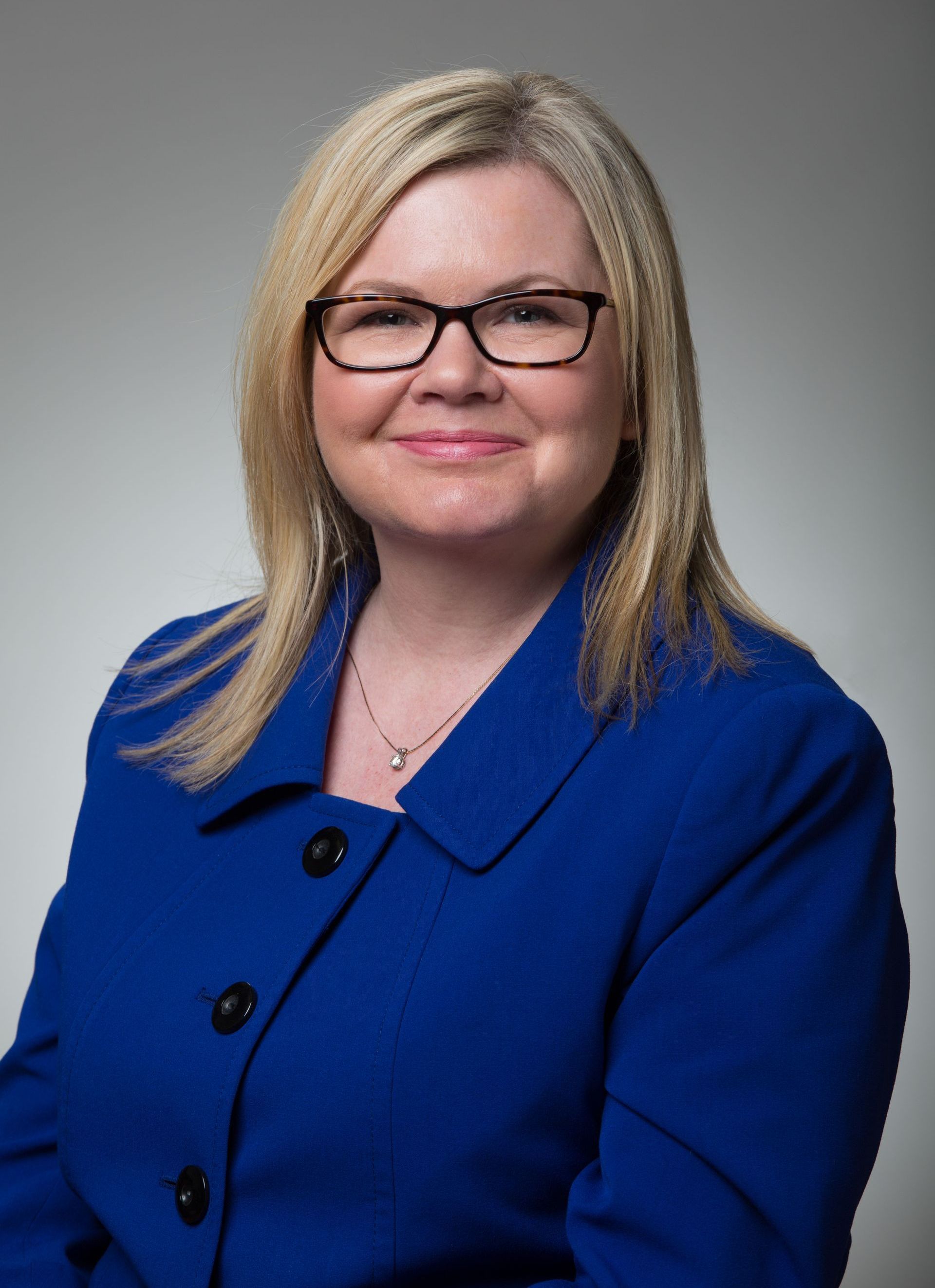 Headshot of Ellen Keiley.
